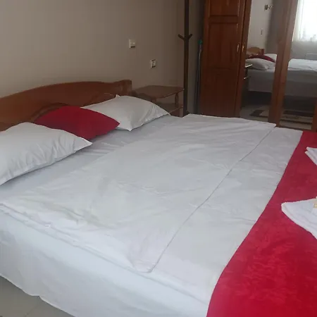 Manastira 2 Emo Pamporovo